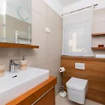 Olive Garden - A1 Ground Floor - Mpolo Apartment *