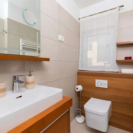 Olive Garden - A1 Ground Floor - Mpolo Apartamento *