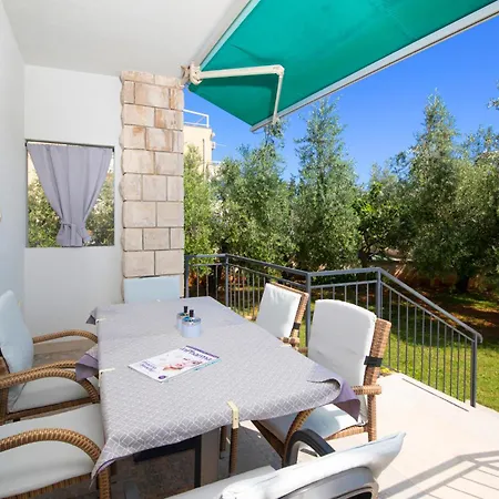 Olive Garden - A1 Ground Floor - Mpolo Apartamento Medulin
