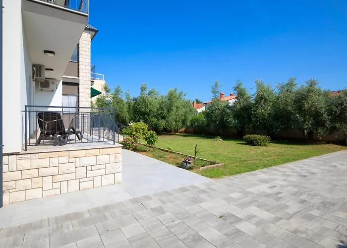 Olive Garden - A1 Ground Floor - Mpolo